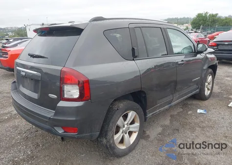 2017 Jeep Compass Latitude 4X4 from USA, damaged, VIN 1C4NJDEB9HD112370